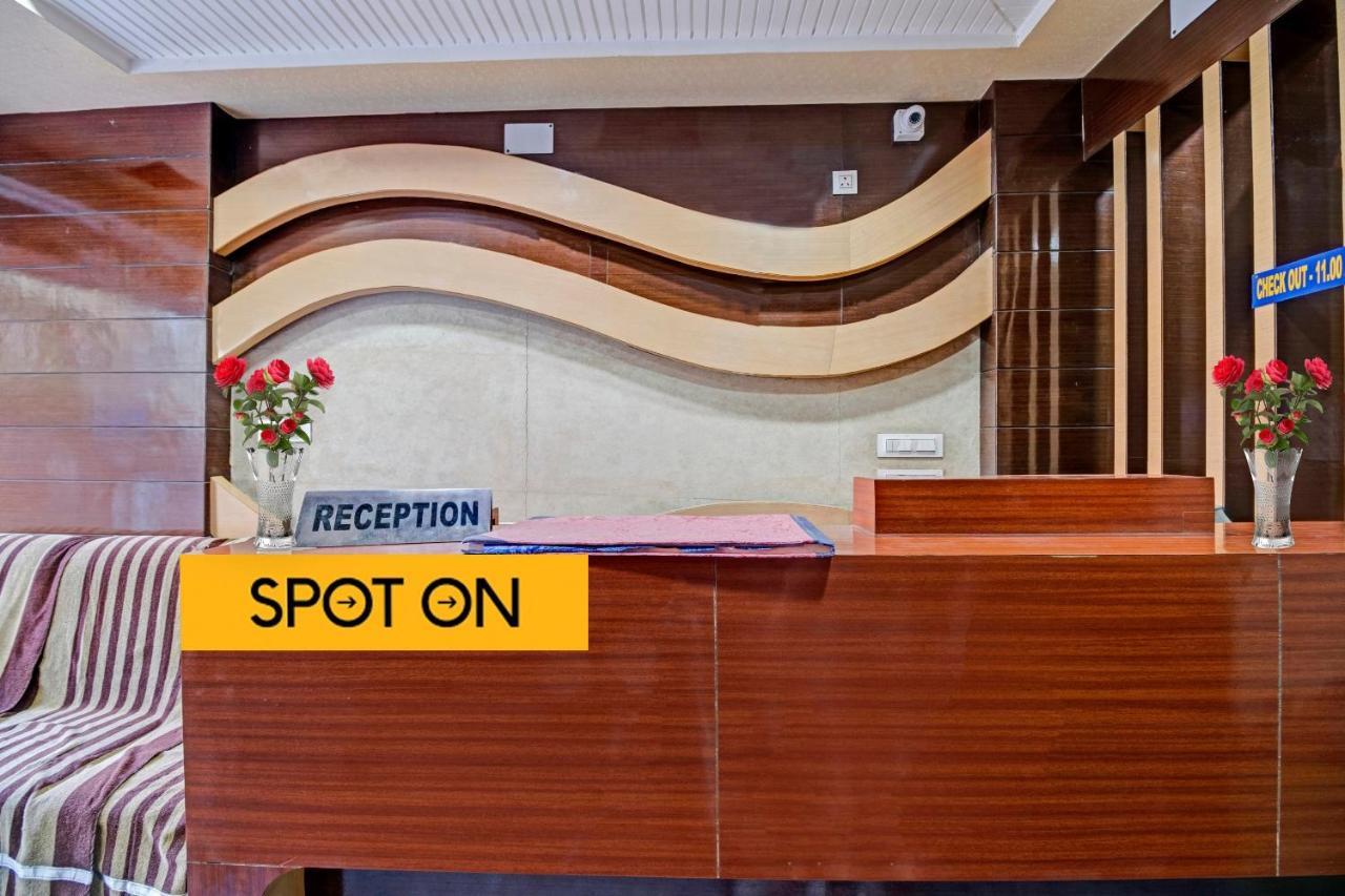 Spot On Hotel Stay In Koch Bihār Buitenkant foto