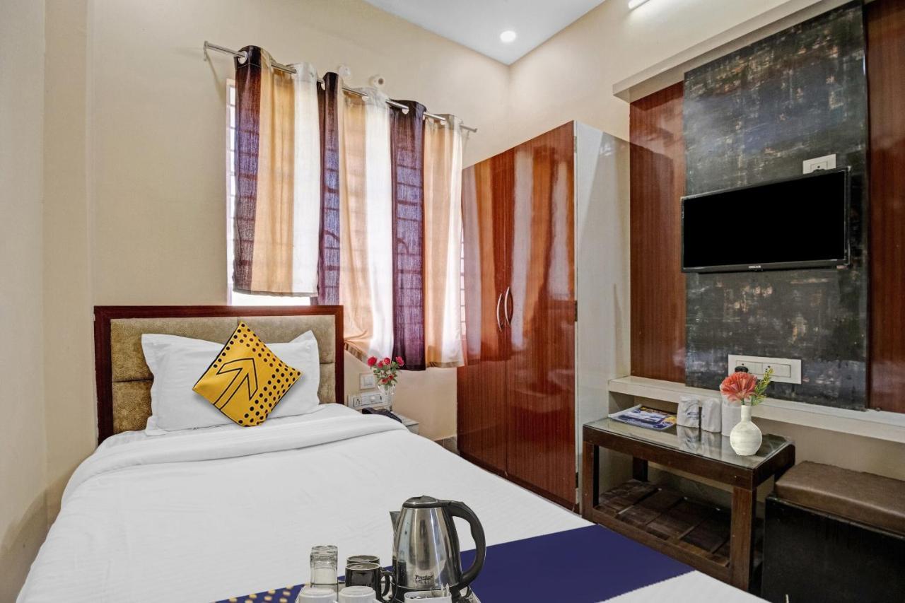 Spot On Hotel Stay In Koch Bihār Buitenkant foto